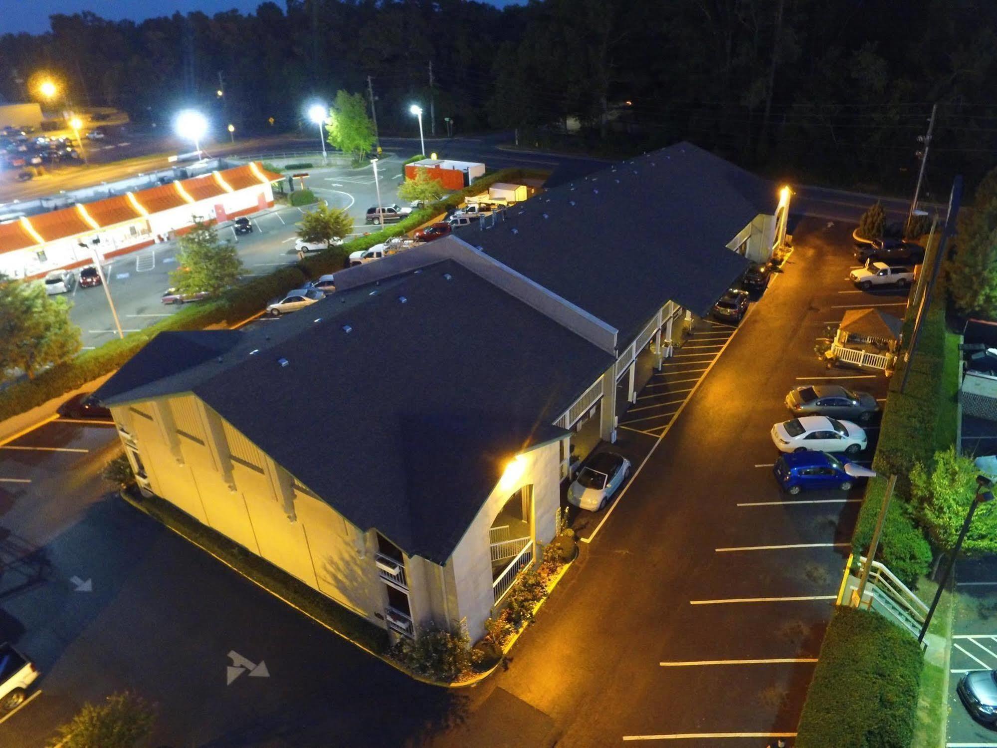 West Bank Inn Augusta Exteriör bild